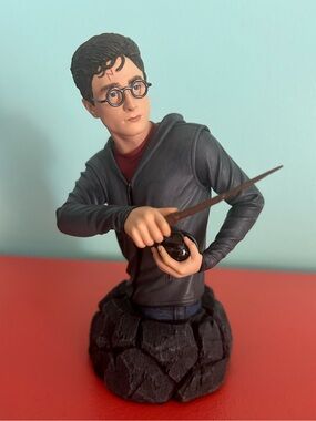 FYE Ltd Ed Harry Potter Year 5 GENTLE GIANT Mini-Bust - #791/1000 READ